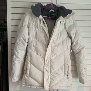 North face white small women’s snow coat ❄️
